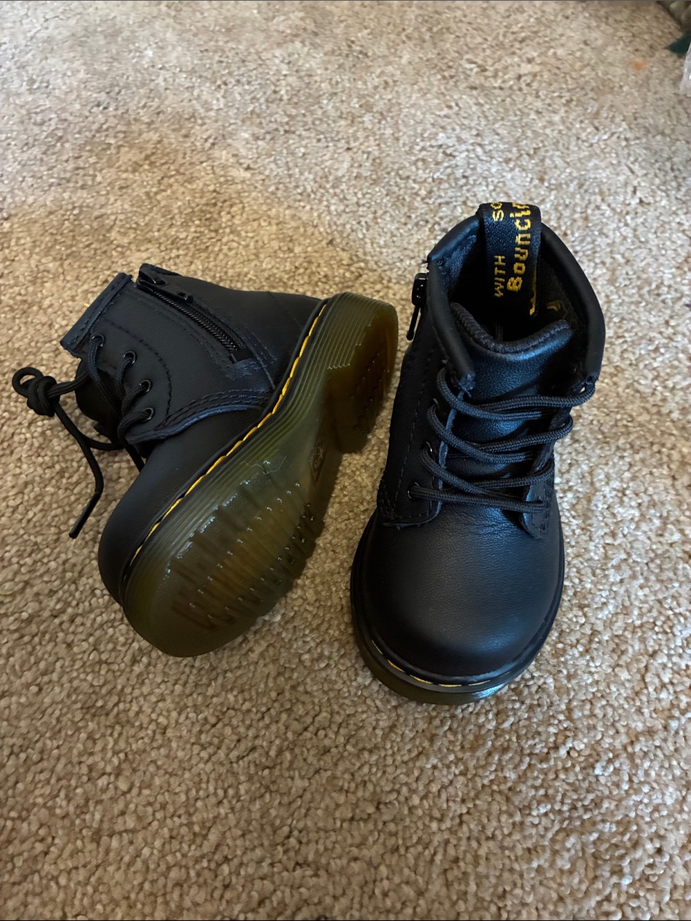 Dr. Martens Infant 1460 Softy T Black Leather Boots Side Zip size 4 NWOT